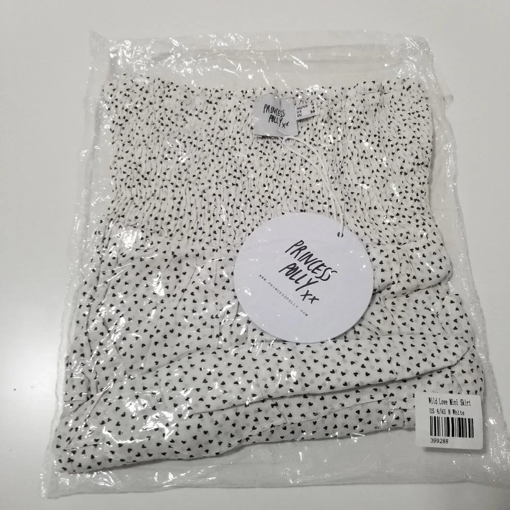 NWT Princess Polly Wild Love Mini Skirt white size 8AU/4 US‎